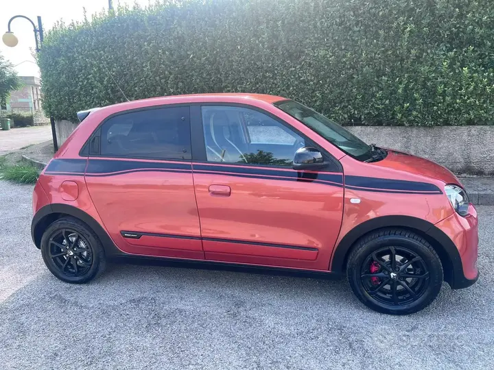 Renault Twingo 2017 photo 2