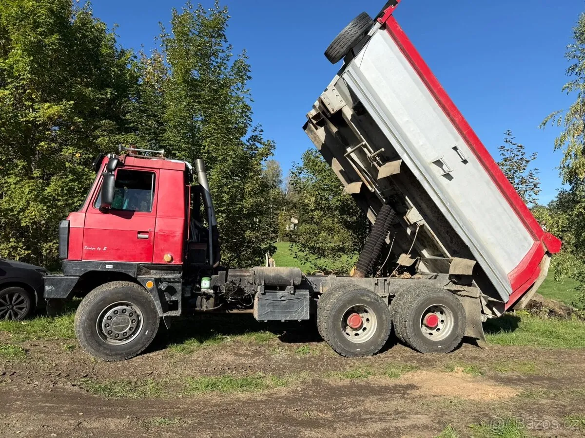 Tatra 815 V10 photo 2