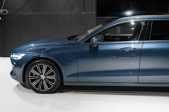 Volvo V60 2020 photo 4