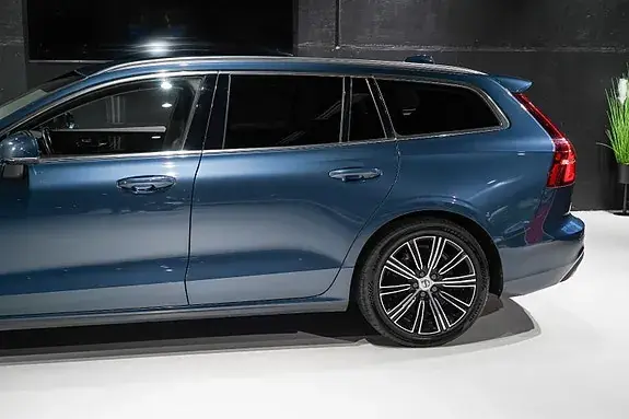 Volvo V60 2020 photo 5