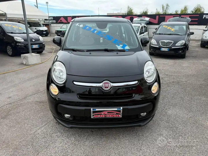 Fiat 500L 2013 photo 2