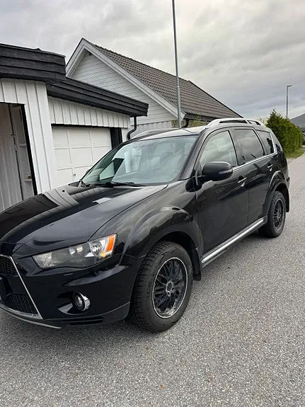 Mitsubishi Outlander 2010 photo 3