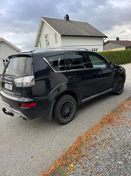 Mitsubishi Outlander 2010 photo 5
