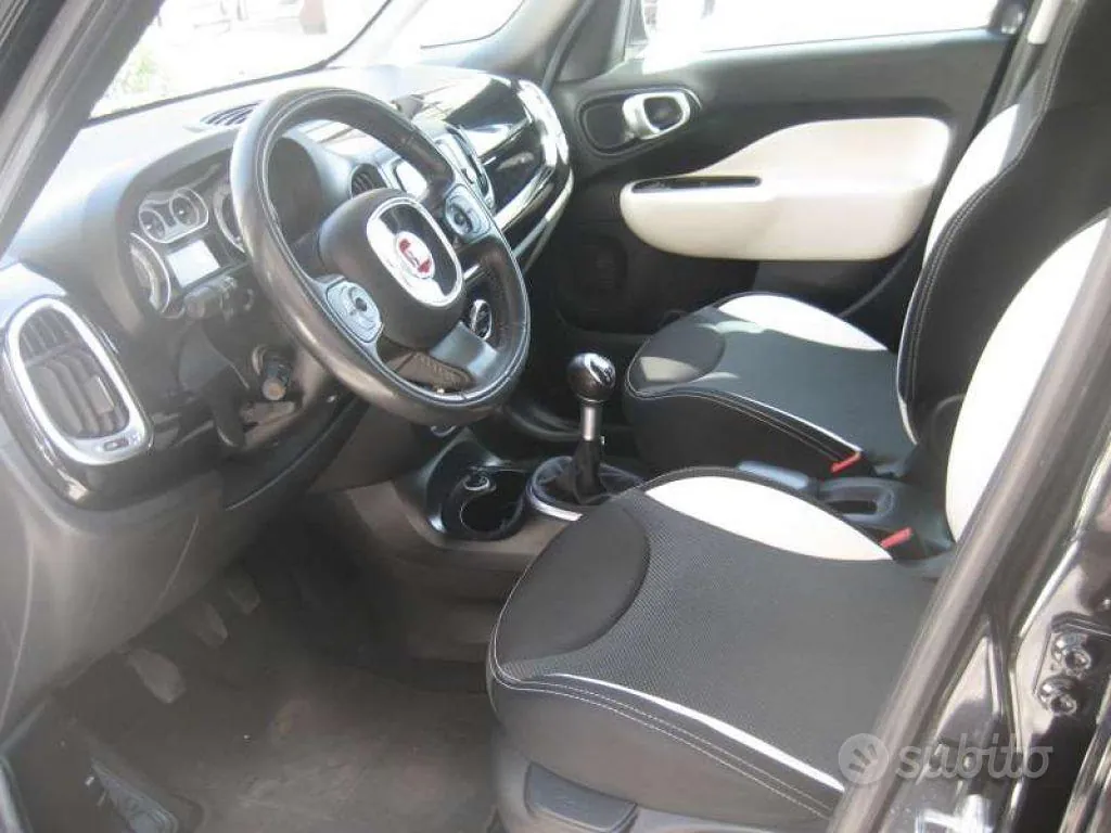 Fiat 500L 2013 photo 5