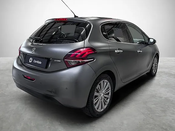 Peugeot 208 2017 photo 5