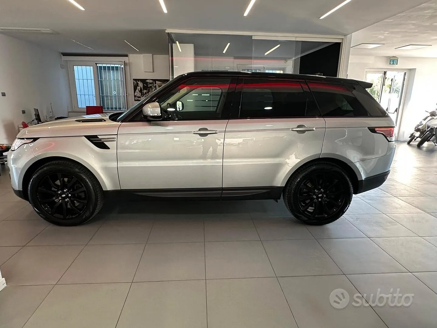 Land Rover Range Rover Sport 2017 photo 4