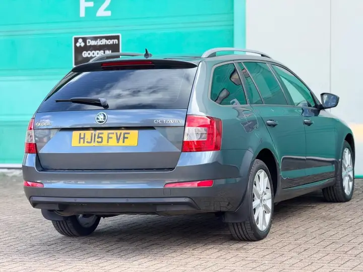 Skoda Octavia 2015 photo 4
