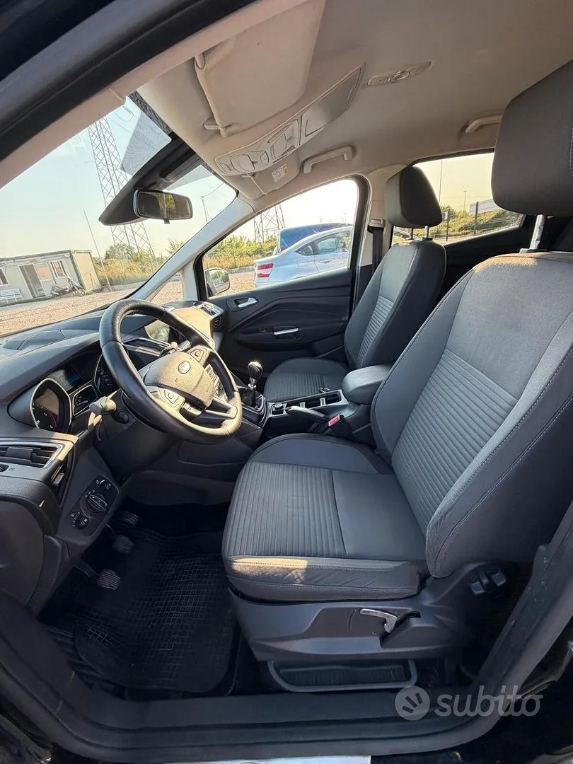 Ford C-Max 2016 photo 5
