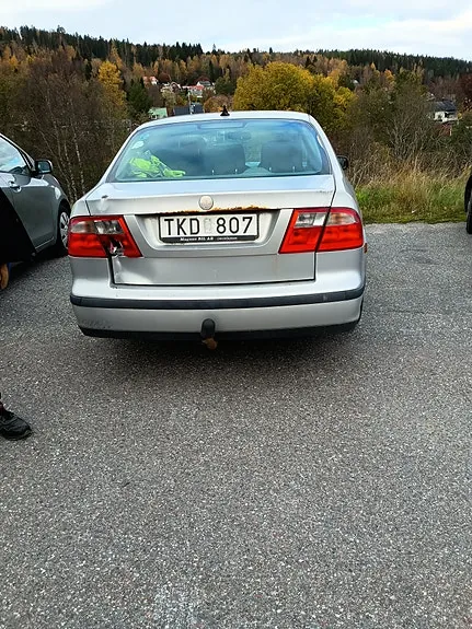 Saab 9-5 2002 photo 2