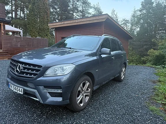 Mercedes-Benz Ml Class 2012 photo 3