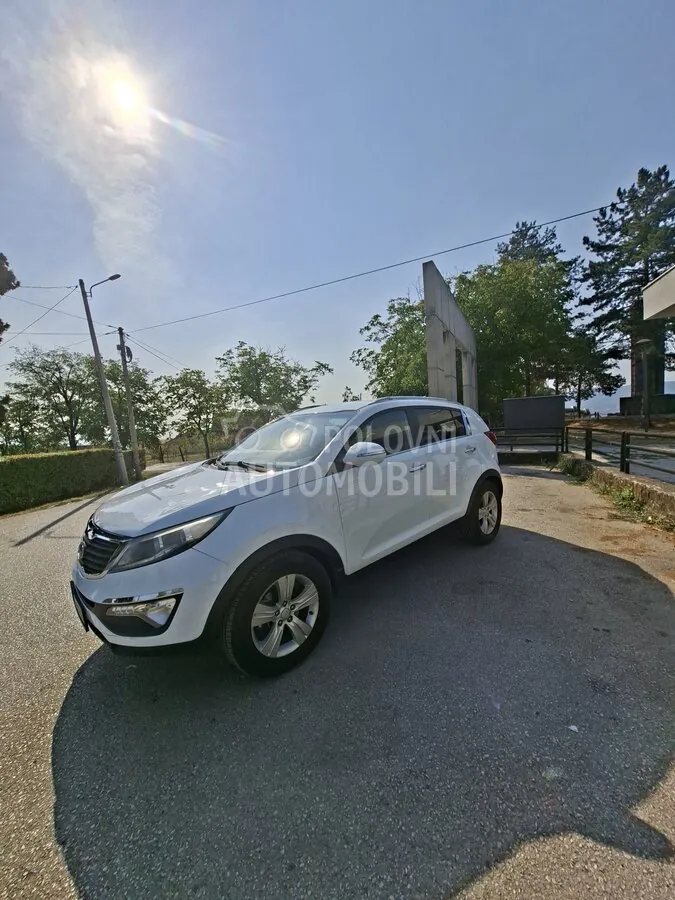 Kia Sportage 2012 photo 2