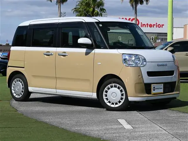 Daihatsu Move Canvas