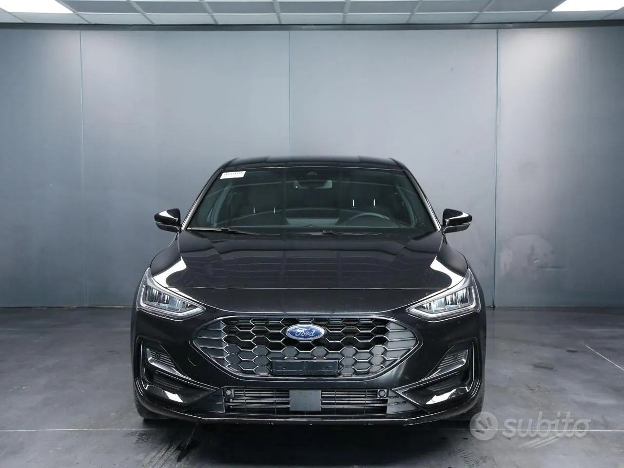 Ford Focus 2025 photo 2