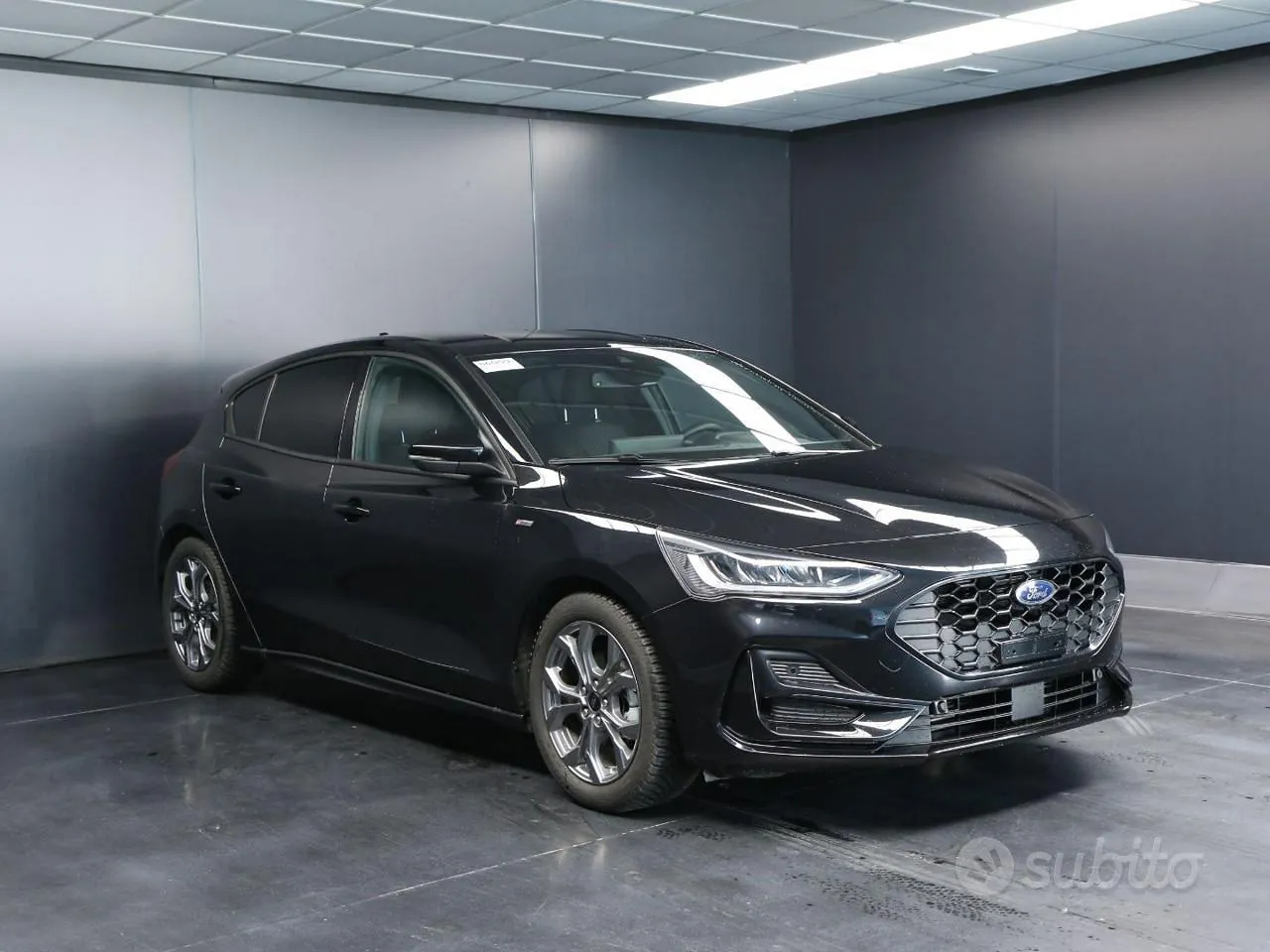 Ford Focus 2025 photo 3