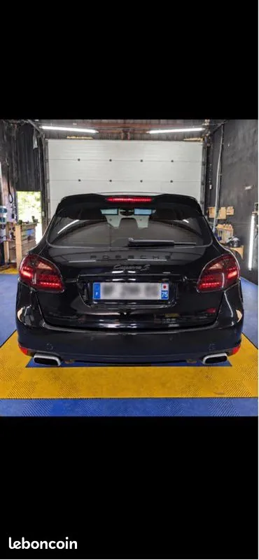 Porsche Cayenne 2011 photo 4