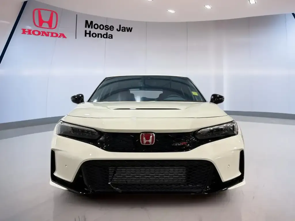 Honda Civic 2026 photo 2