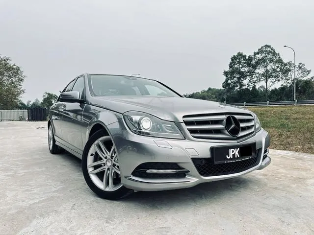 Mercedes-Benz C-Class