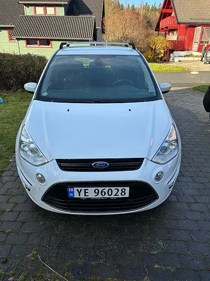 Ford S-Max 2014 photo 2