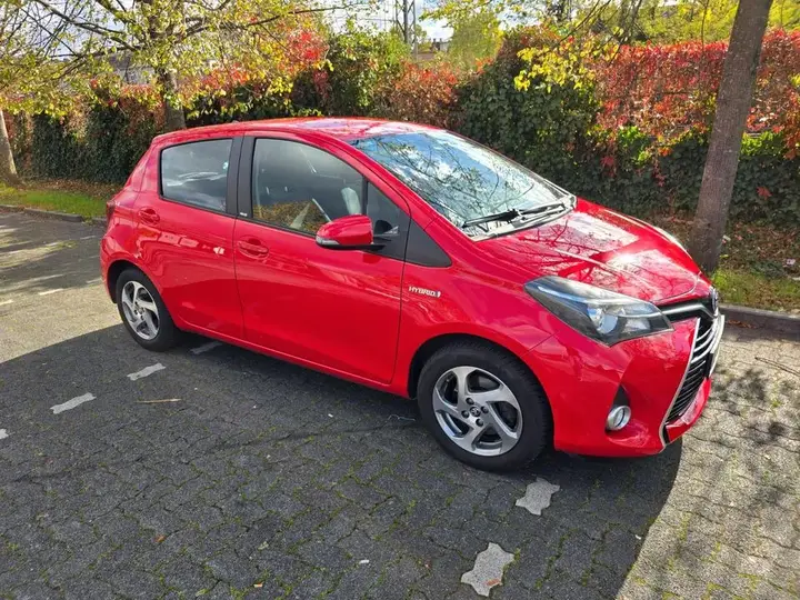 Toyota Yaris Hybrid
