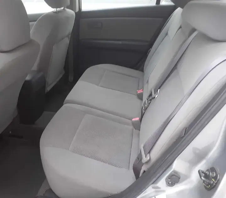 Nissan Sentra 2011 photo 4