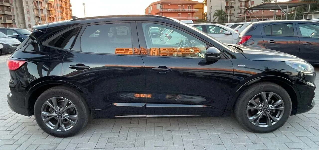 Ford Kuga 2022 photo 4