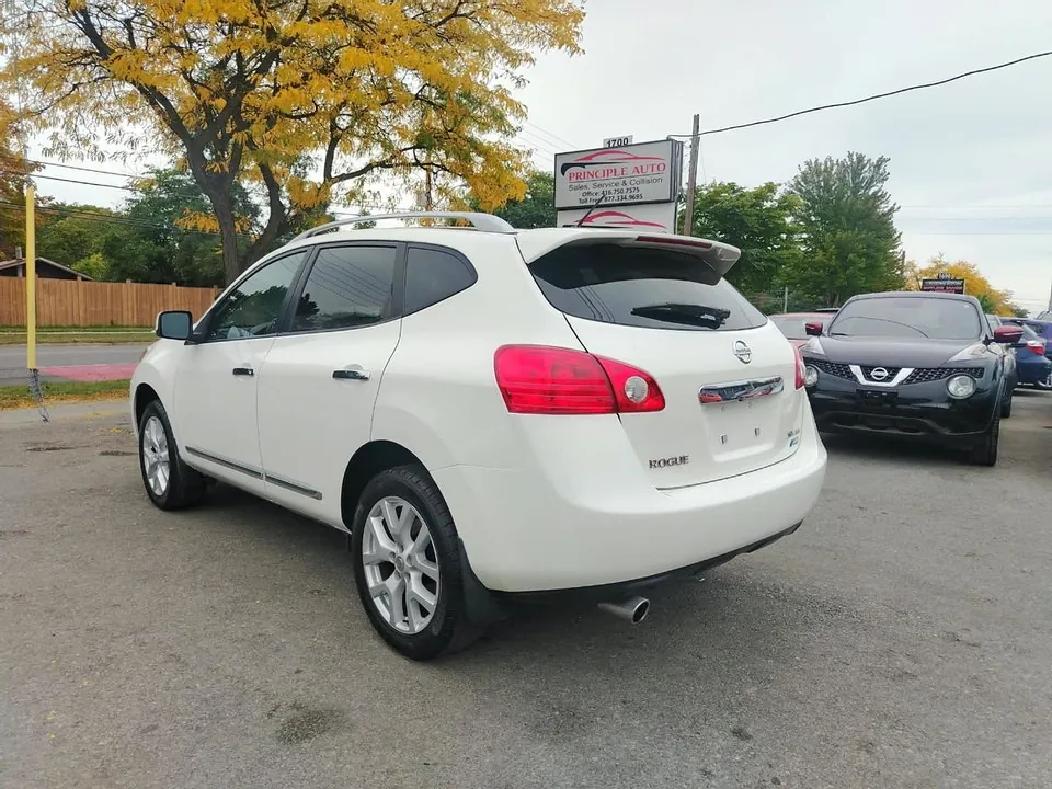 Nissan Rogue 2012 photo 3