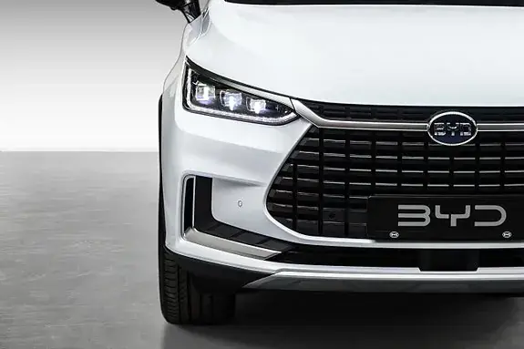 BYD Tang 2022 photo 5