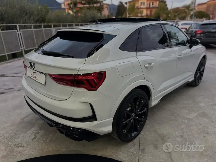 Audi Q3 2022 photo 4