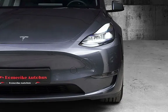 Tesla Model Y 2023 photo 5
