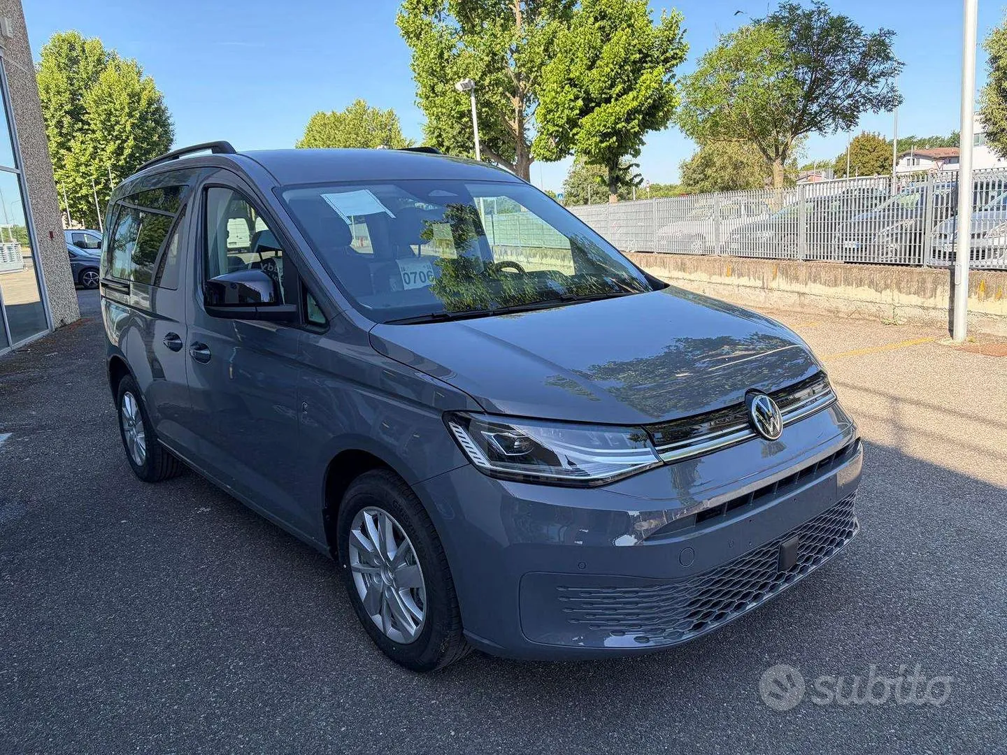 Volkswagen Caddy photo 4