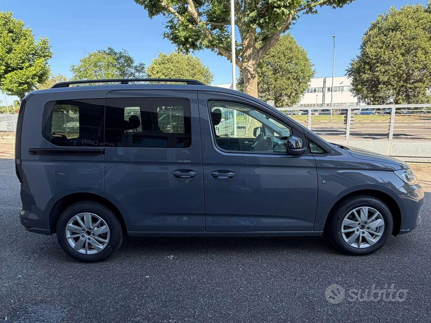 Volkswagen Caddy photo 5