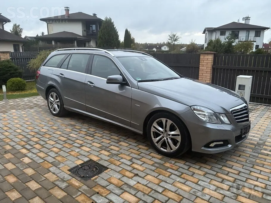 Mercedes-Benz E300