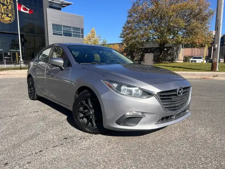 Mazda Mazda3 2014 photo 3