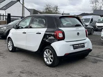 Smart Forfour 2019 photo 2
