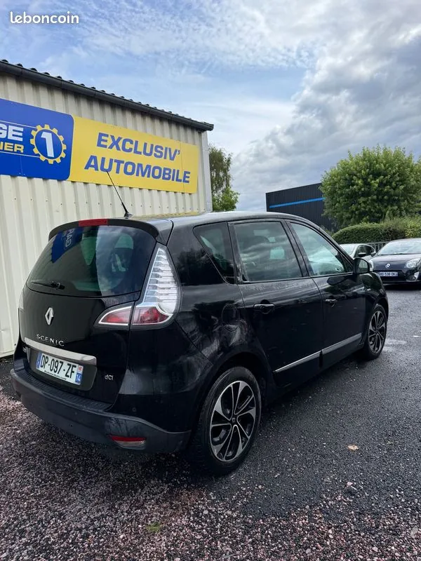 Renault Scenic 2015 photo 4