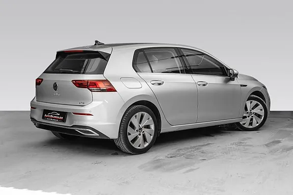Volkswagen Golf Viii 2022 photo 2