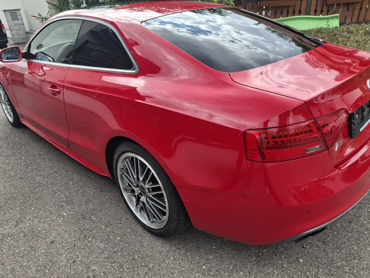 Audi A5 2013 photo 2