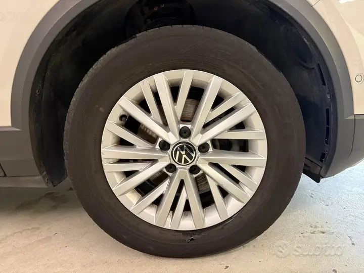 Volkswagen T-Roc 2023 photo 5