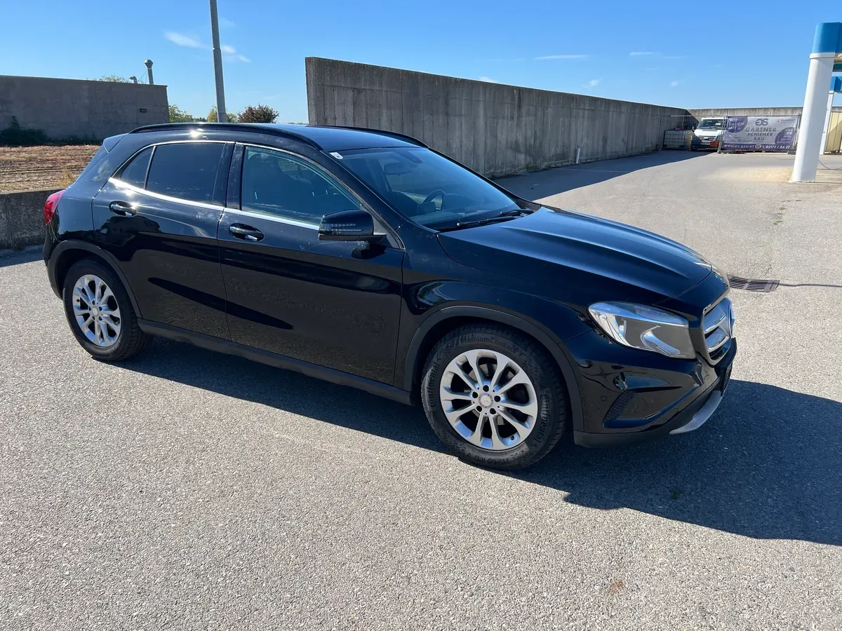 Mercedes-Benz Gla Class 2015 photo 3