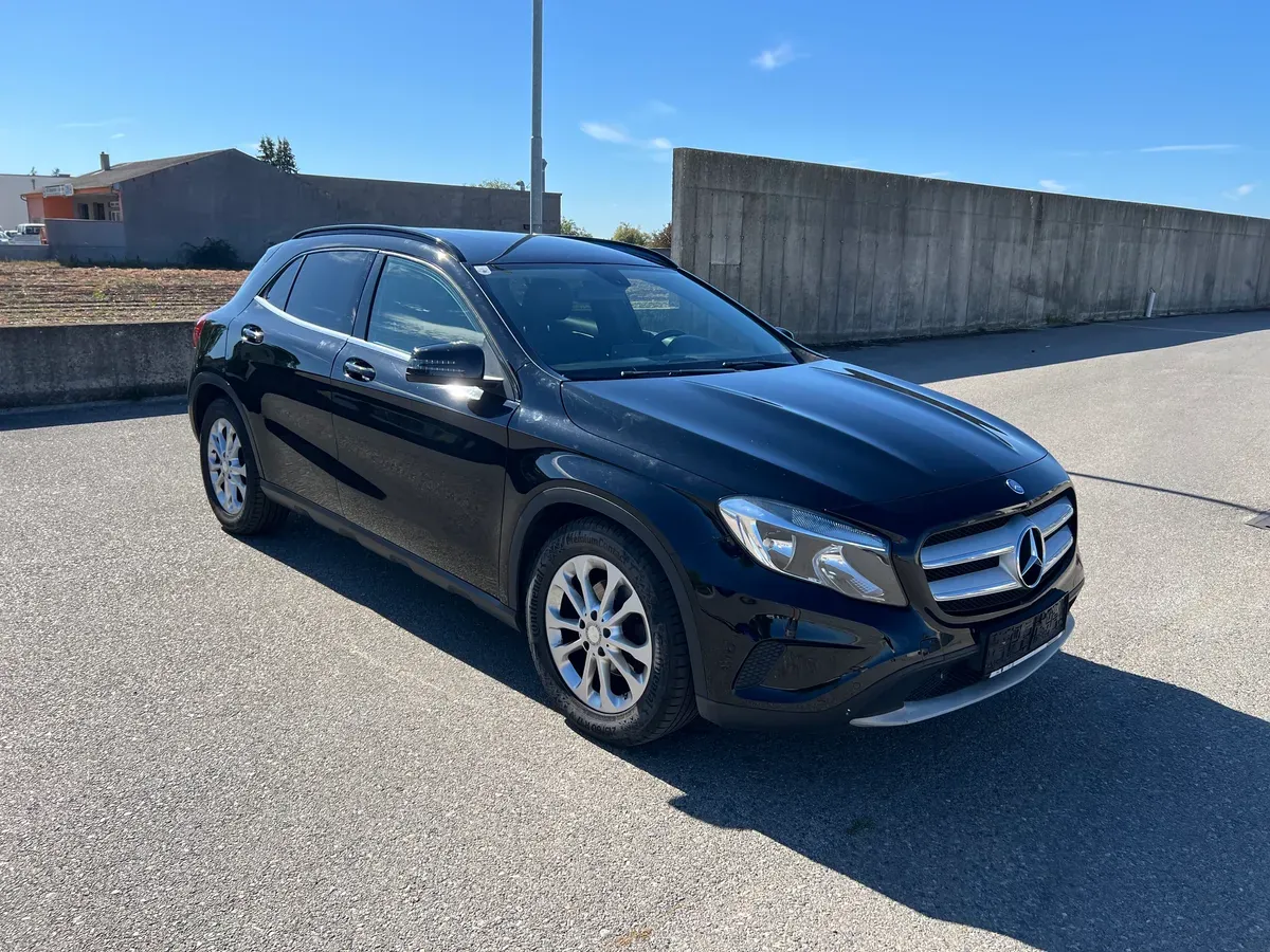 Mercedes-Benz Gla Class