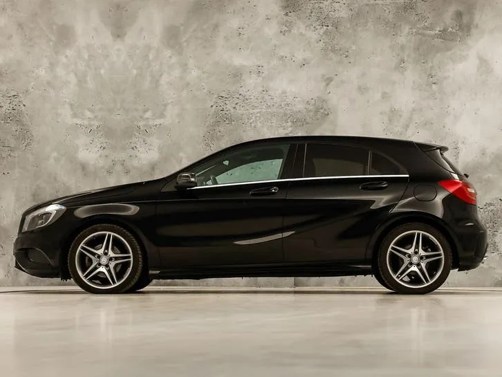 Mercedes-Benz A-Class 2013 photo 2