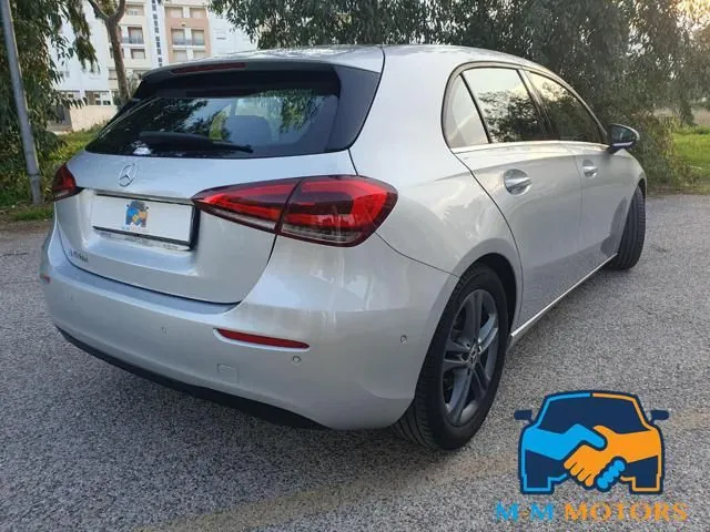 Mercedes-Benz A 180 2018 photo 5