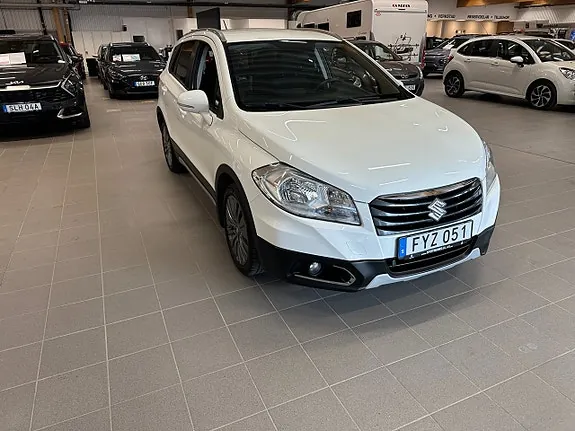 Suzuki S-Cross 2015 photo 3