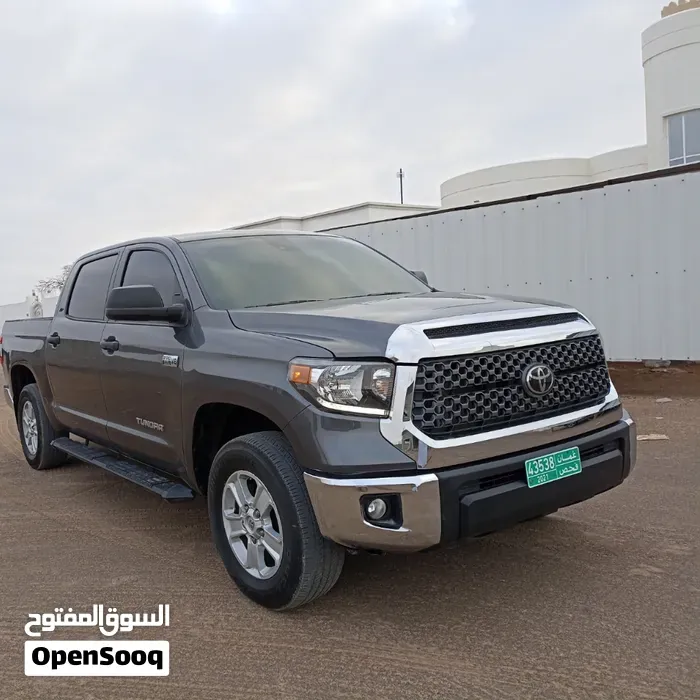 Toyota Land Cruiser 2010 photo 5