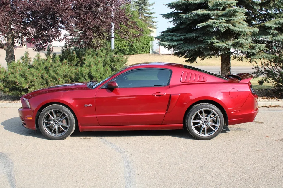 Ford Mustang 2014 photo 2
