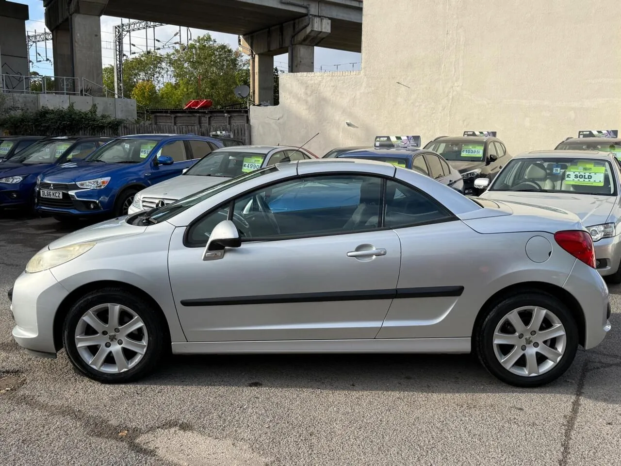Peugeot 207 Cc 2007 photo 4
