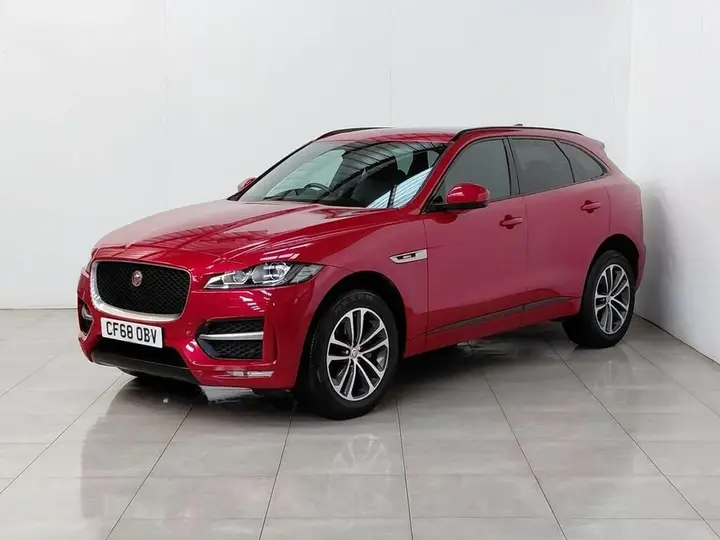 Jaguar F-Pace 2018 photo 2