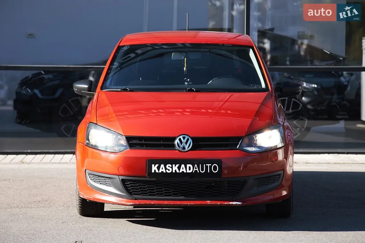 Volkswagen Polo 2010 photo 2