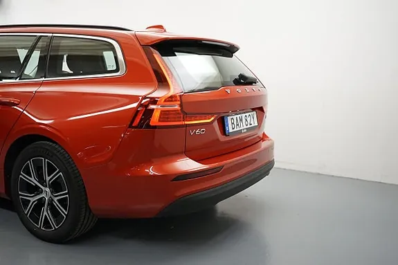 Volvo V60 2024 photo 3
