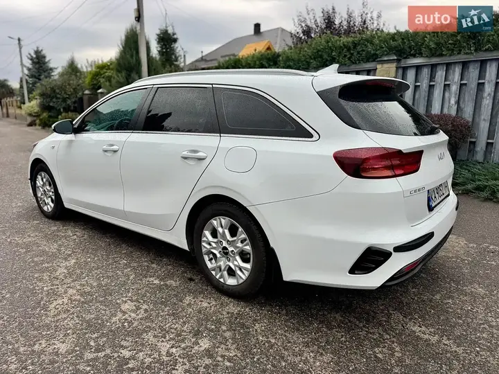 Kia Ceed 2022 photo 4